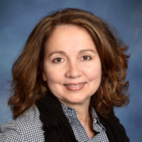 Dr. Laura Soraya Hernandez-Dauer