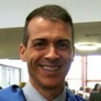 Dr. Fernando  Verdugo