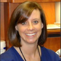Dr. Mary Frances  Knapp