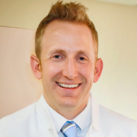 Dr. Robert  Renck