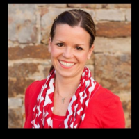 Dr. Rachel Lynn Standlee