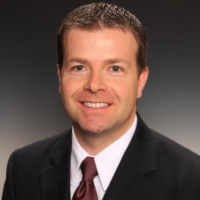 Dr. Gavin  Huntington