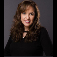 Dr. Patricia Feride Zarruk