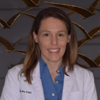 Dr. Margaret  MacMinn