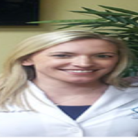 Dr. Lindsay E Grosso