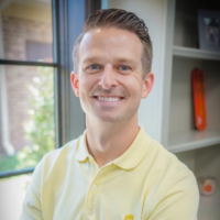Dr. Christopher M Leslie