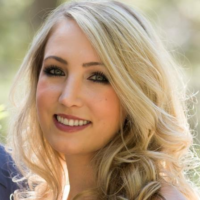 Dr. Jennifer E McClanahan