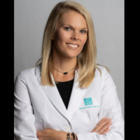 Dr. Rashelle D Salaita