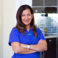 Dr. Alcira M Urrutia