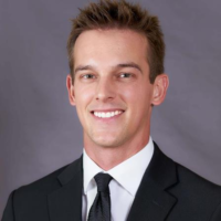 Dr. Derek  Havas