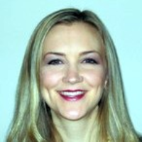 Dr. Amy E Farrell