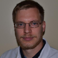 Dr. Milan  Simanek