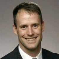 Dr. Robert J Thompson