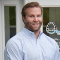 Dr. Eric R Klumb