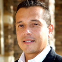 Dr. Hector H Naranjo