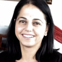 Dr. Henna  Sandhu