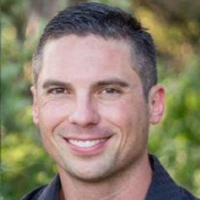 Dr. Travis Gary Tomblyn