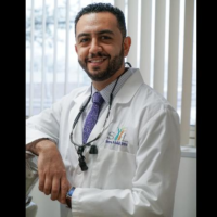 Dr. Steve  Malek