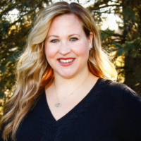Dr. Lora L Nelson