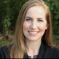 Dr. Mollie  Lindquist