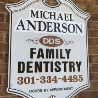 Dr. Michael D Anderson