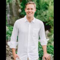 Dr. Christopher J Walker