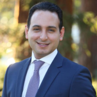 Dr. Benjamin  Meshkinfam