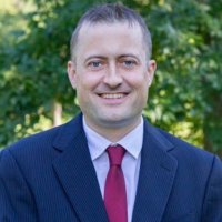 Dr. Matthew J Midtling