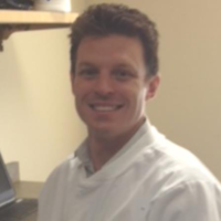 Dr. Thomas  Pascoe