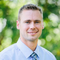 Dr. Christopher M Davenport