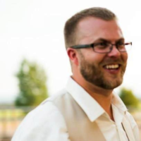 Dr. Quinn Robert Hummel