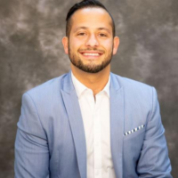 Dr. Ardy  Hakhamian