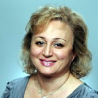 Dr. Roya  Shoffet