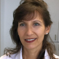 Dr. Fernanda  McCosh