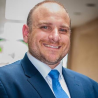 Dr. Daniel  Branca
