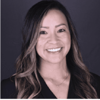 Dr. Leslie  Valenzuela