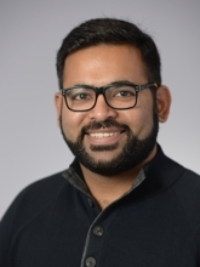 Dr. Mahesh Hiralal Sadhnani