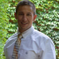 Dr. Christopher J DeMarco