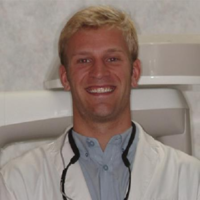 Dr. Robert  Steadman