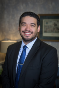 Dr. Manuel  Pazmino