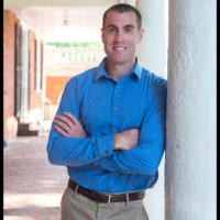 Dr. Kevin M Albert