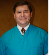Dr. Robert  Smith