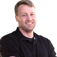 Dr. Kyle  Halberstadt
