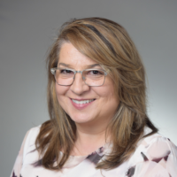 Dr. Esin  Narli