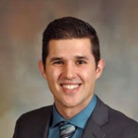 Dr. Juan Esteban Velez