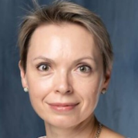 Dr. Anna  Liakh
