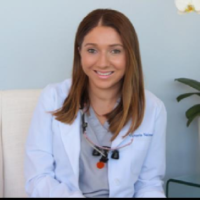 Dr. Victoria  Naiman