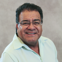 Dr. Edward R Barragan