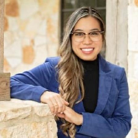 Dr. Victoria  Vo