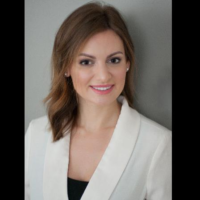 Dr. Larisa  Kushnir
